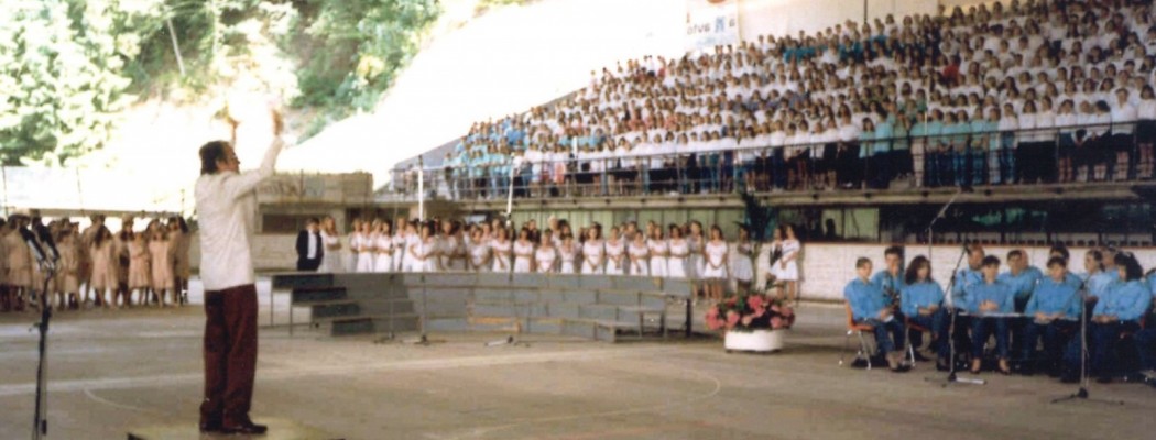 ZBIRANJE FOTOGRAFIJ IN OSEBNIH SPOMINOV MLADINSKEGA PEVSKEGA FESTIVALA